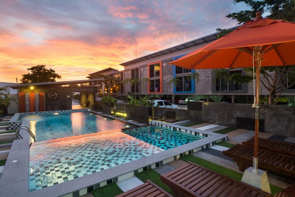 The Rubber Hotel Phuket Thalang Exterior photo